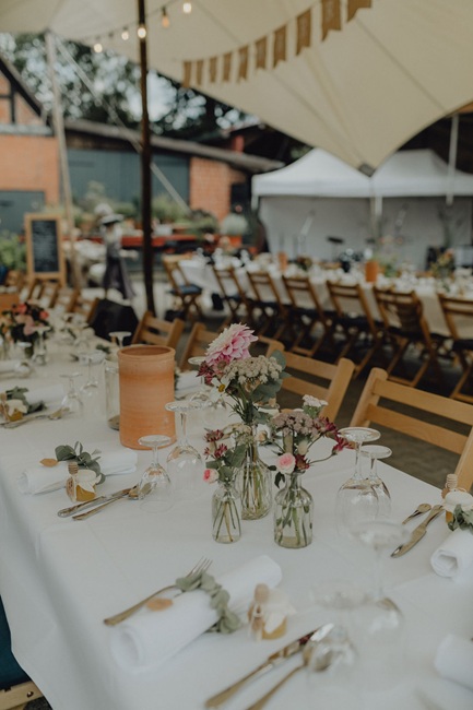 Gedeckte Hochzeitstafel Hof Kunitz